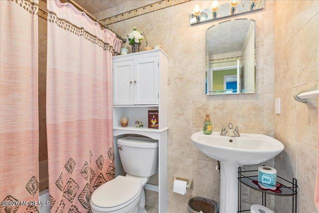 231 Atlantic Street 12, Keyport, NJ 07735