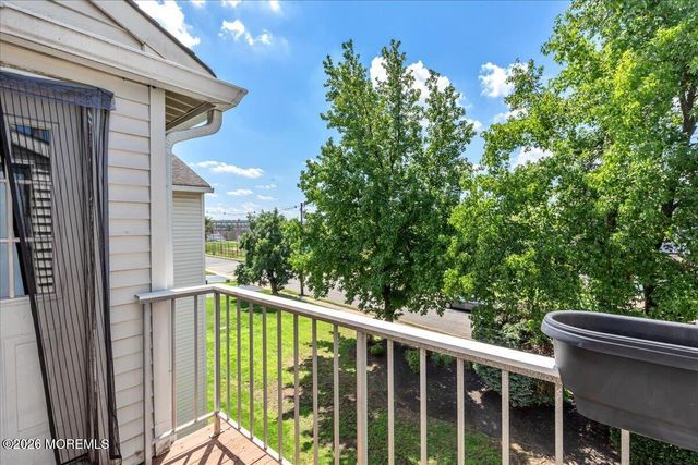231 Atlantic Street 12, Keyport, NJ 07735