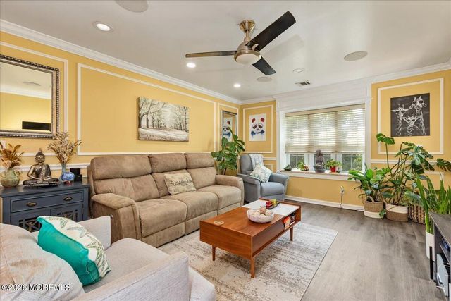 231 Atlantic Street 12, Keyport, NJ 07735