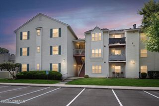 231 Atlantic Street 12, Keyport, NJ 07735