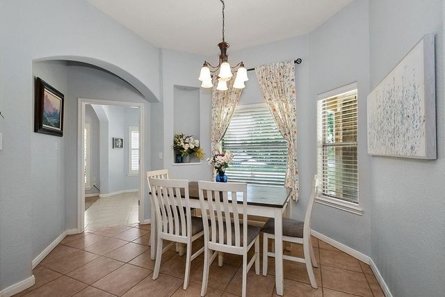 318 Sunrise Blvd, Angleton, TX 77515