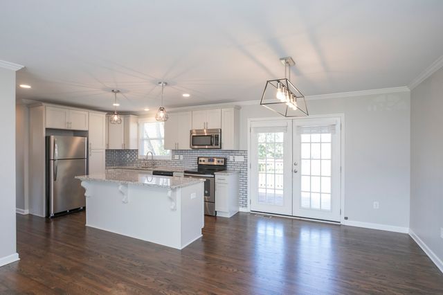 3191 Robwood Dr, Nashville, TN 37207