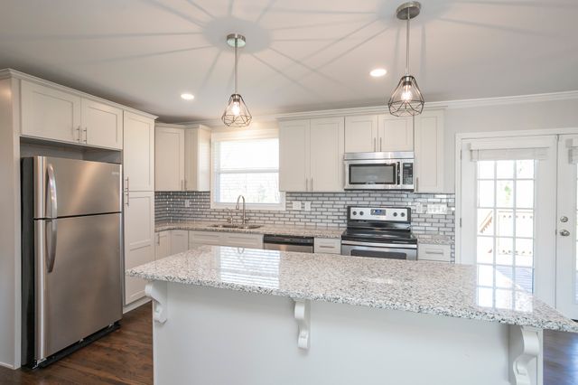 3191 Robwood Dr, Nashville, TN 37207