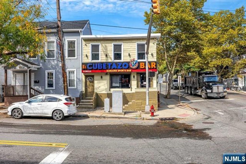 541 Union Avenue, Paterson, NJ 07522