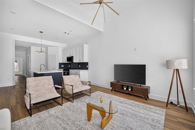 9309 Caddo Road A, Houston, TX 77078