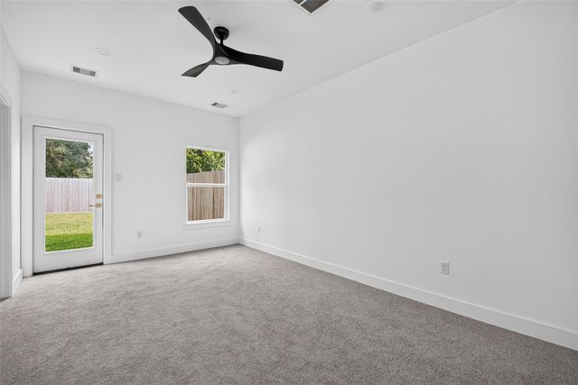 9309 Caddo Road A, Houston, TX 77078
