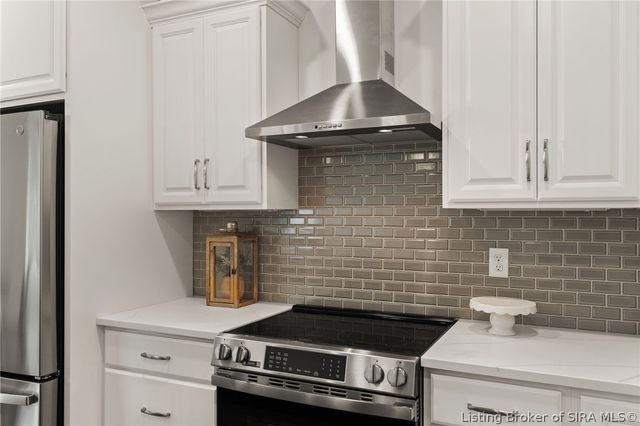 1903 Mystic Falls Circle 229, Jeffersonville, IN 47130