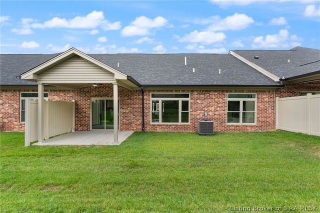 1903 Mystic Falls Circle 229, Jeffersonville, IN 47130