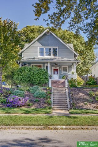 2301 S 35th Avenue, Omaha, NE 68105