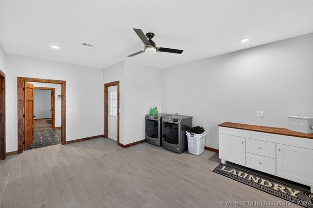 2600 W 410 Road, Adair, OK 74330