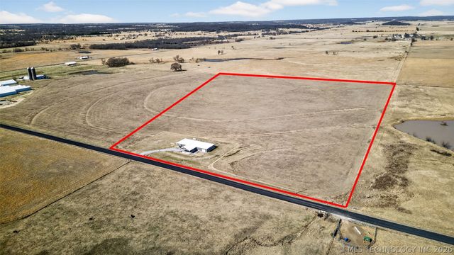 2600 W 410 Road, Adair, OK 74330
