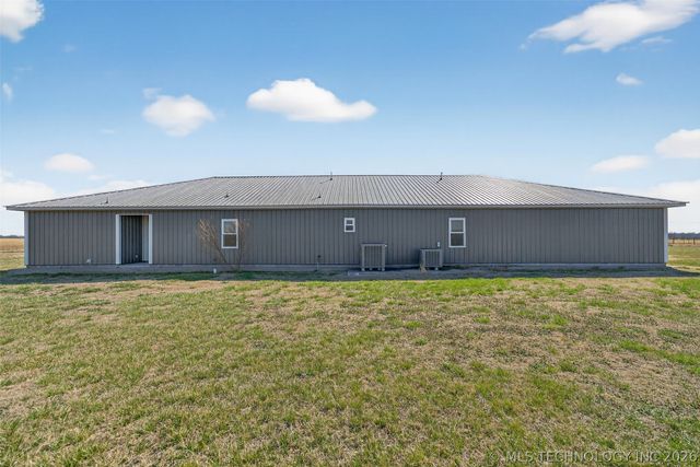 2600 W 410 Road, Adair, OK 74330