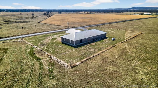 2600 W 410 Road, Adair, OK 74330