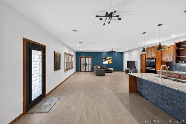 2600 W 410 Road, Adair, OK 74330