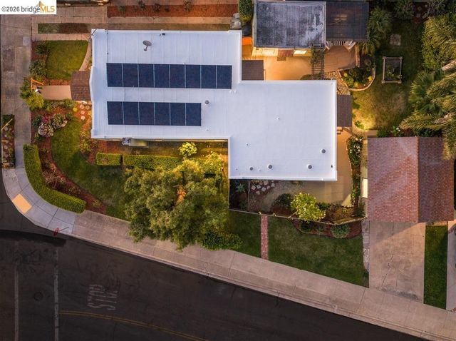 496 Kenilworth Ave, San Leandro, CA 94577