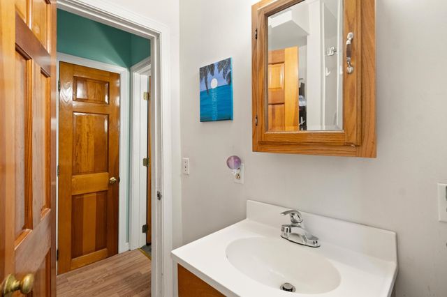 66 Cook Road, Highgate, VT 05478