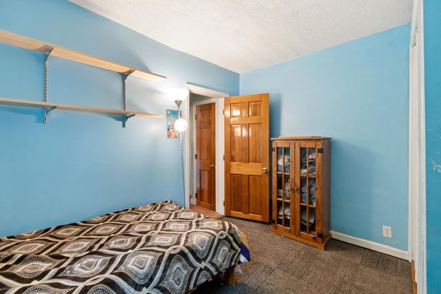 66 Cook Road, Highgate, VT 05478