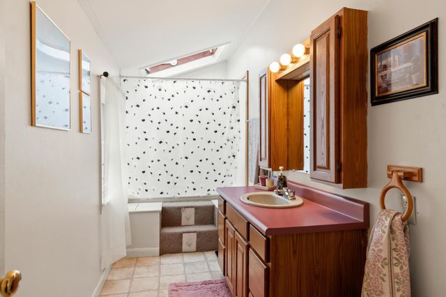 66 Cook Road, Highgate, VT 05478