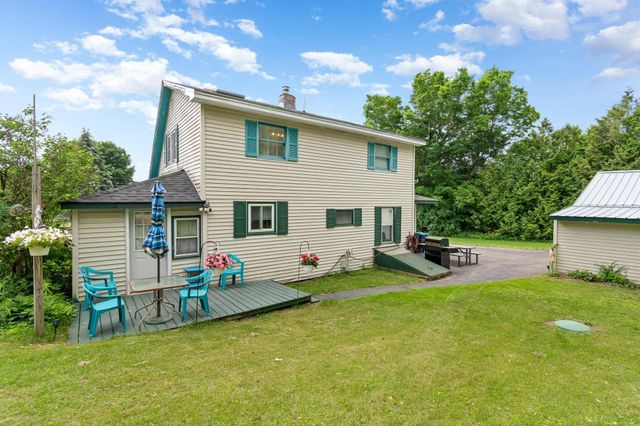 66 Cook Road, Highgate, VT 05478