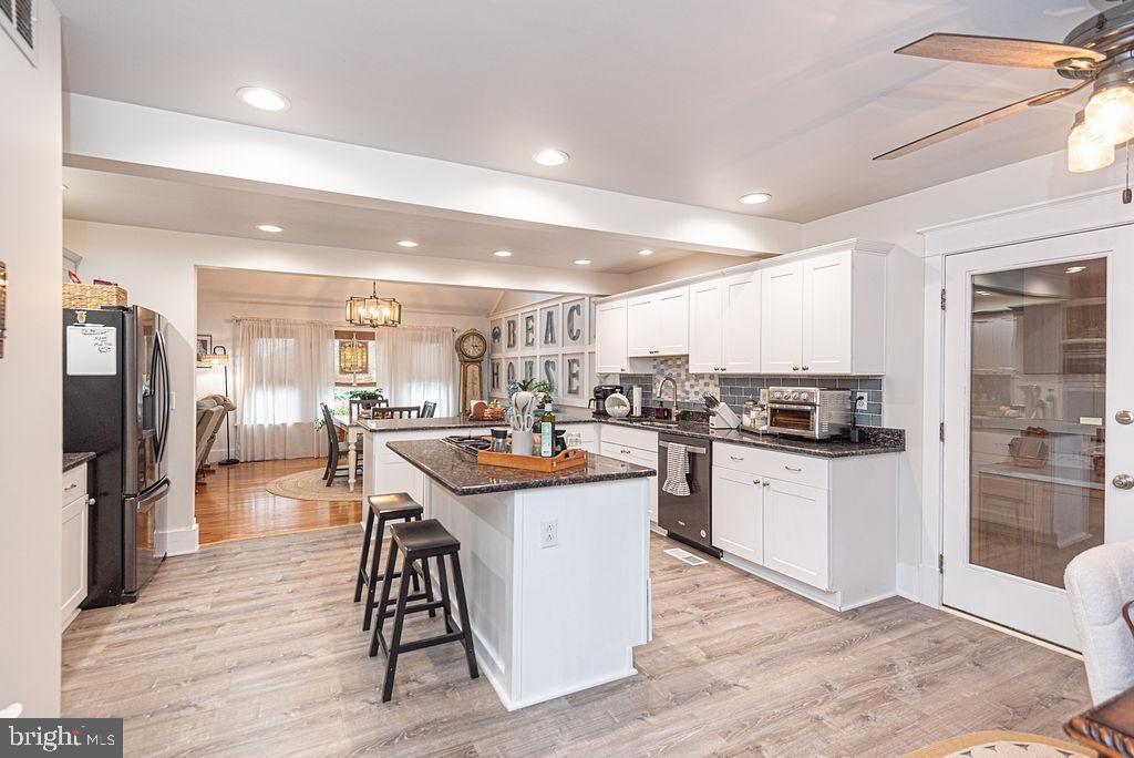 Image 15 of property listing at 43 WOOD DUCK DR, Ocean Pines, MD 21811