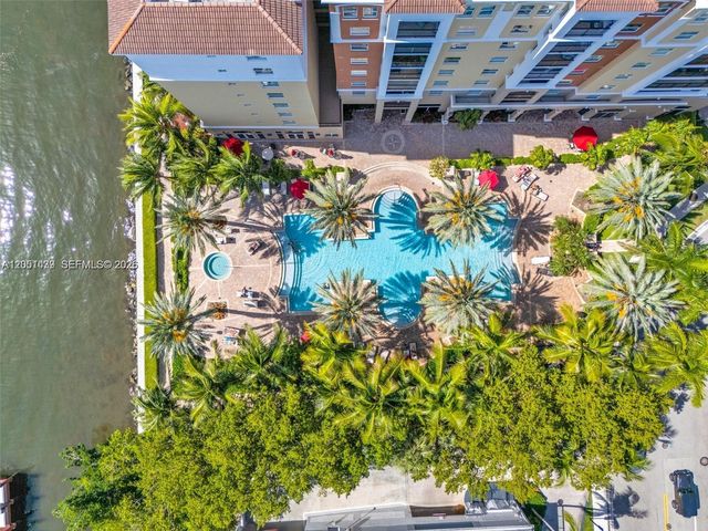 17150 N Bay Rd 2814, Sunny Isles Beach, FL 33160