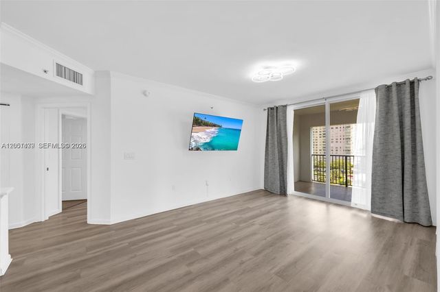 17150 N Bay Rd 2814, Sunny Isles Beach, FL 33160