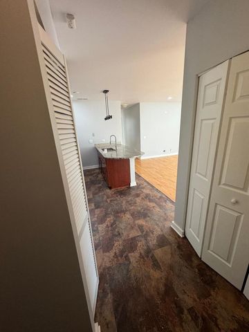 2257 W Lake Street 203, Chicago, IL 60612