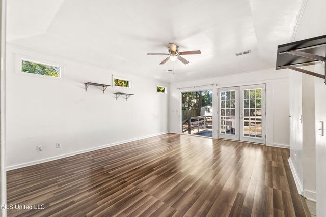 1648 Hollywood Boulevard, Biloxi, MS 39531