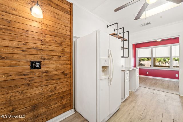 1648 Hollywood Boulevard, Biloxi, MS 39531