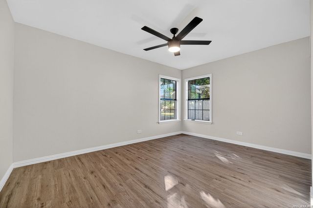 4426 NEWCOME DR, San Antonio, TX 78229