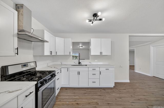 4426 NEWCOME DR, San Antonio, TX 78229