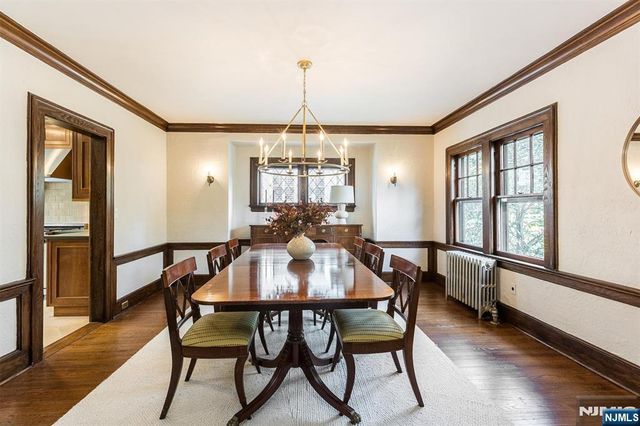 13 Ferncliff Terrace, Glen Ridge, NJ 07028