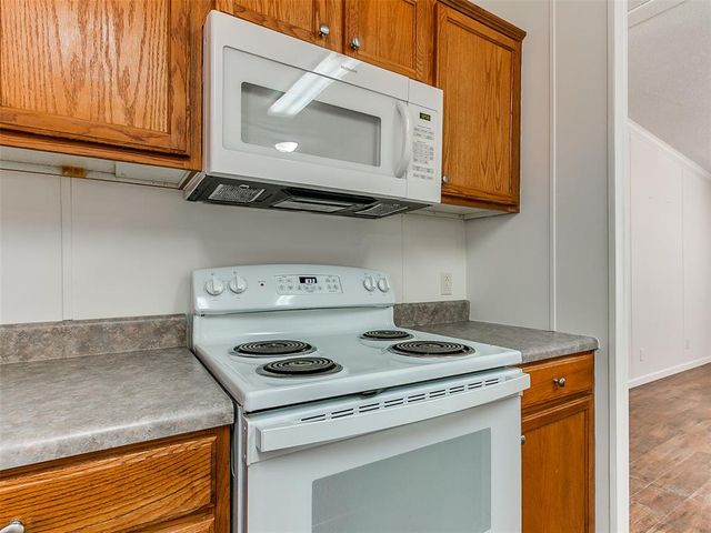 13200 El Zorro, Edmond, OK 73034