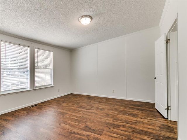 13200 El Zorro, Edmond, OK 73034