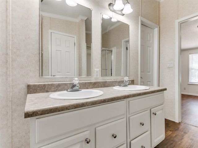 13200 El Zorro, Edmond, OK 73034