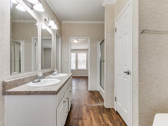 13200 El Zorro, Edmond, OK 73034
