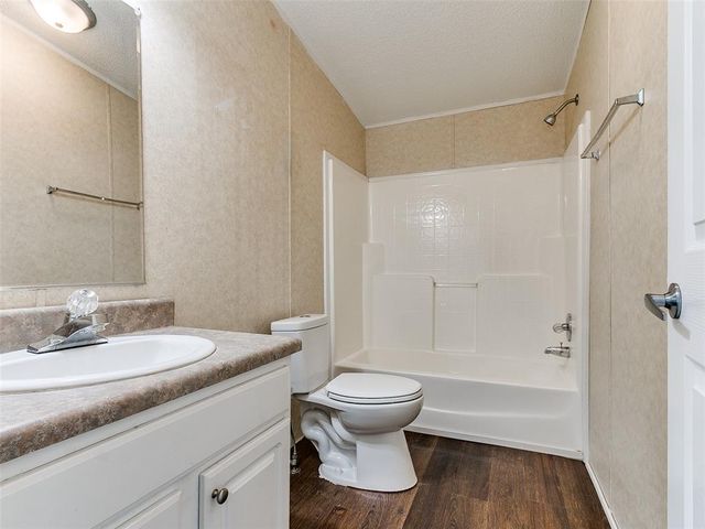 13200 El Zorro, Edmond, OK 73034