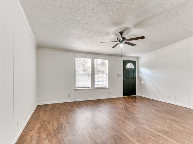 13200 El Zorro, Edmond, OK 73034
