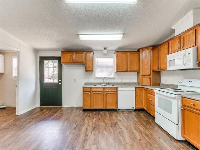 13200 El Zorro, Edmond, OK 73034