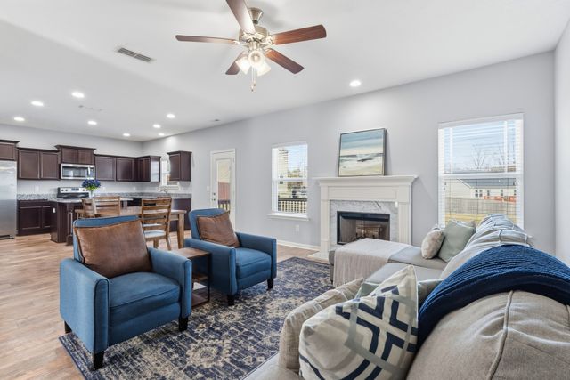 1091 Lady Nashville Dr, Hermitage, TN 37076