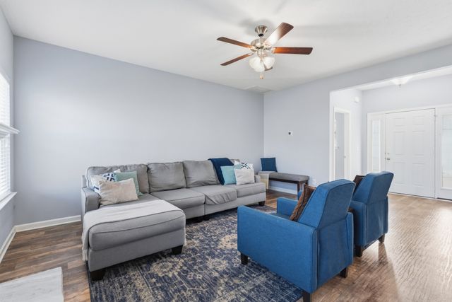 1091 Lady Nashville Dr, Hermitage, TN 37076