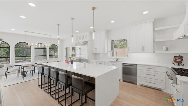 8711 Deer Leap, Boerne, TX 78015