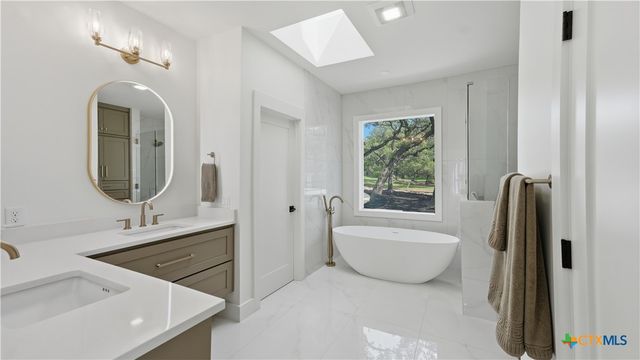 8711 Deer Leap, Boerne, TX 78015