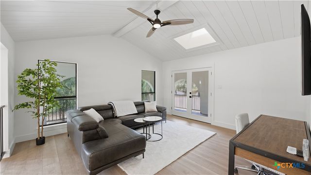 8711 Deer Leap, Boerne, TX 78015