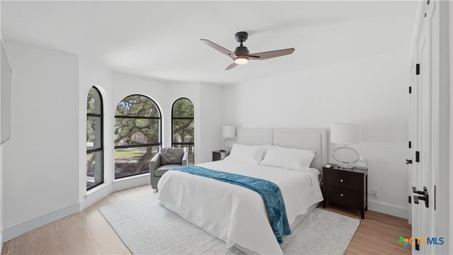 8711 Deer Leap, Boerne, TX 78015