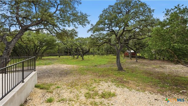 8711 Deer Leap, Boerne, TX 78015