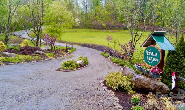 271 Amanda Drive 6A, Mars Hill, NC 28754