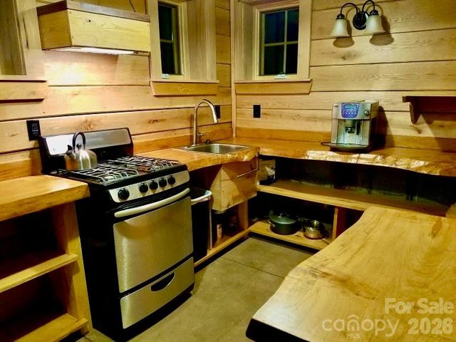 271 Amanda Drive 6A, Mars Hill, NC 28754