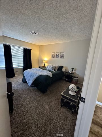 1537 W Avenue L 4, Lancaster, CA 93534