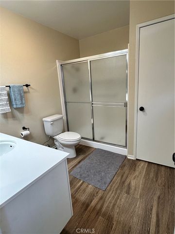 1537 W Avenue L 4, Lancaster, CA 93534
